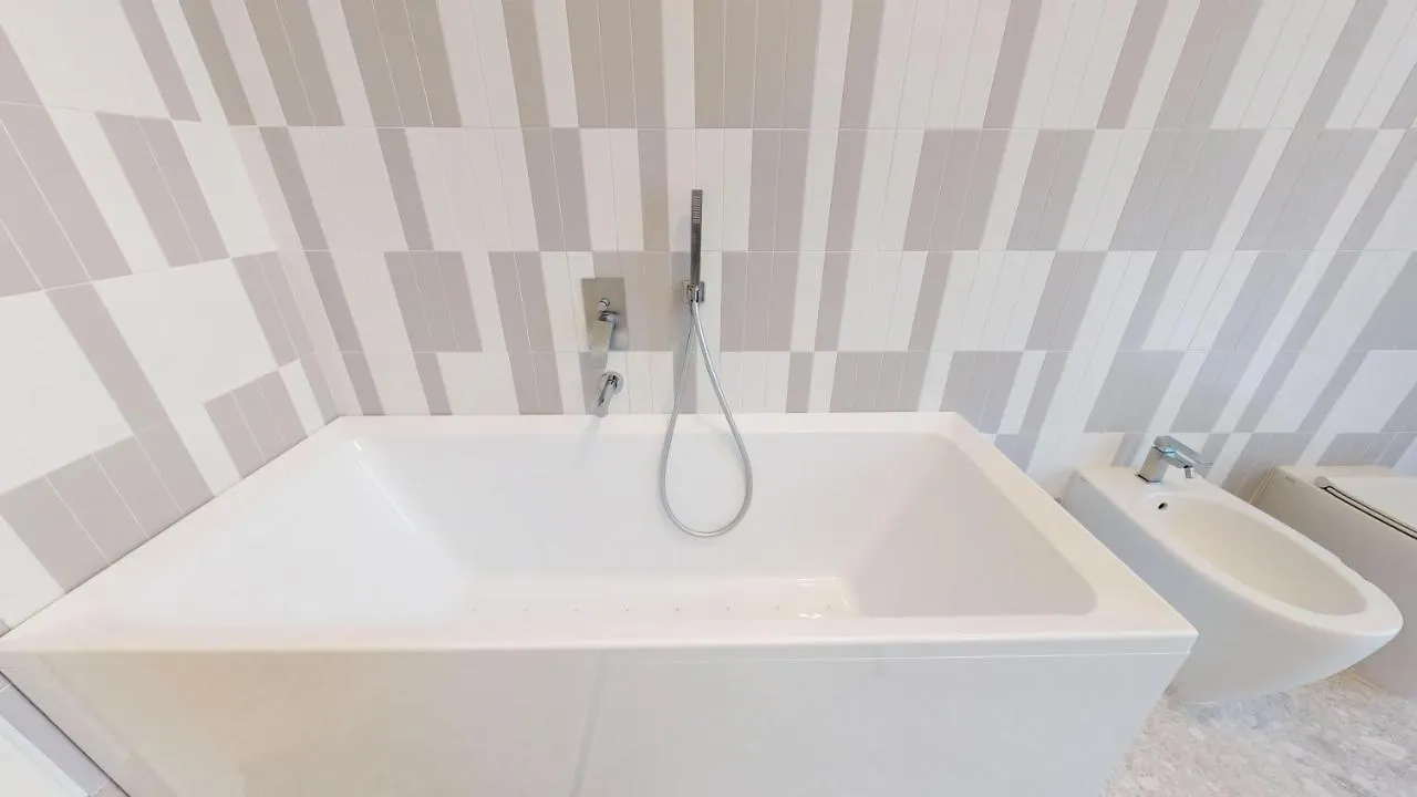Altido Spacious Central Flat Milan 0*,  Italy